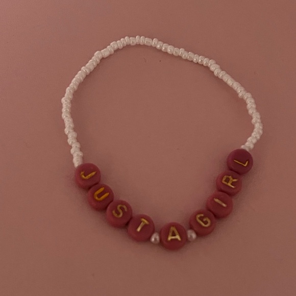 Jewelry - Pink and White Beaded Bracelet